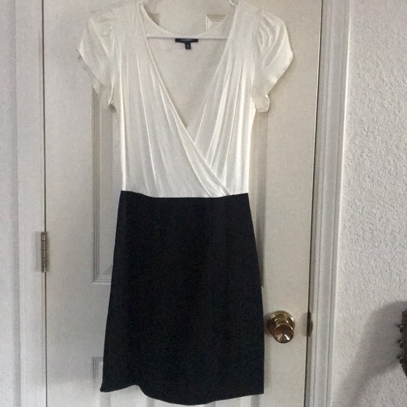 Express XS dresses, used only once $40.00 USD - Picture 3 of 4